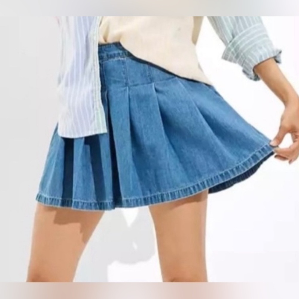 American Eagle Outfitters High Rise Denim Pleated Mini Skirt US 2 NWT